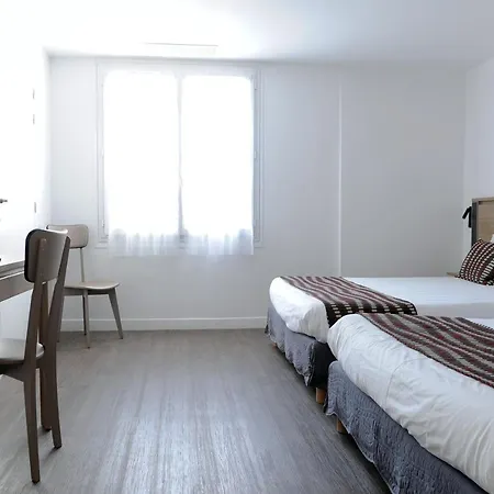 Manexenea سانت إتيان دو بايجوري