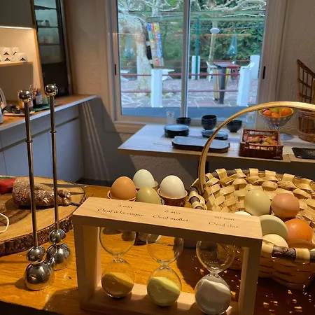 玛尼可热尼雅旅馆 酒店 2*