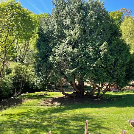 فندق Manexenea 2*