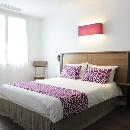 玛尼可热尼雅旅馆