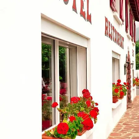 Hotel Manexenea 2*