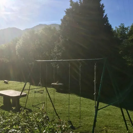 玛尼可热尼雅旅馆 2*