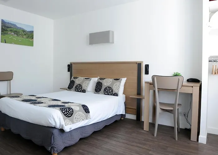 Manexenea 2* Saint-Etienne-de-Baigorry